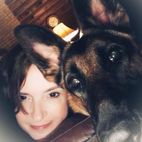 Meet your Posher, Crystal - Picture 1 of 1